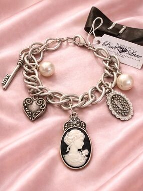 Park Lane Black & Silver Cameo Charm Bracelet with Pearls
